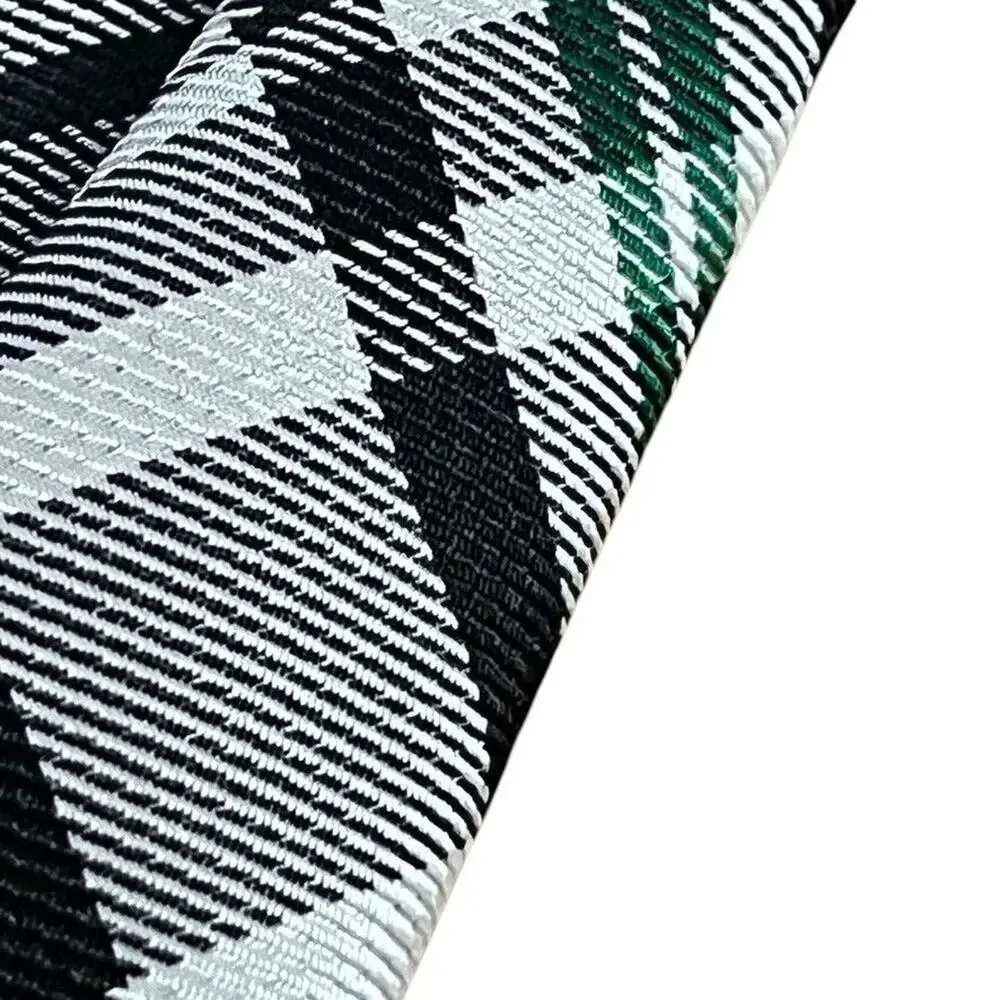 Ben Sherman Mens Hand Made 100% Silk Plaid Black Red Green Thin Neck Tie 2.75